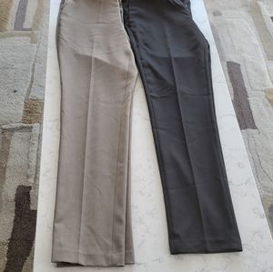 Men's Van Heusen Traveler slim pants 32x32 2 pair lot